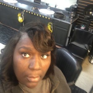 Meet your Posher, Crystal